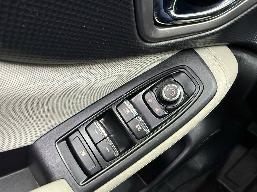 Used 2019 Subaru Forester Premium w/ All-Weather Package AWD/4WD image 12