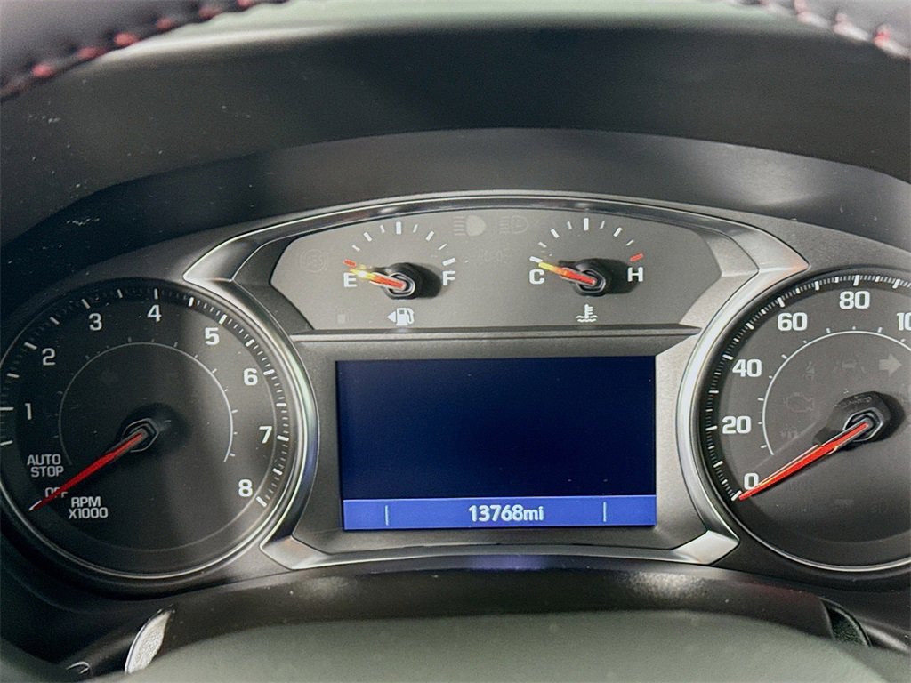 Used 2022 Chevrolet Equinox RS w/ RS Leather Package image 13