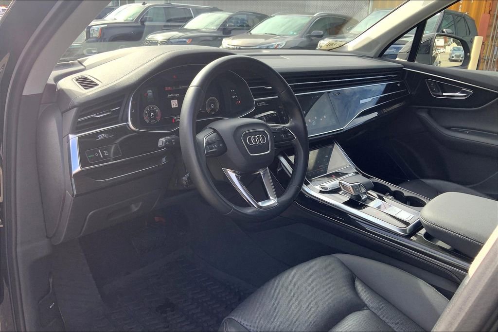 Used 2023 Audi Q7 3.0T Prestige image 18