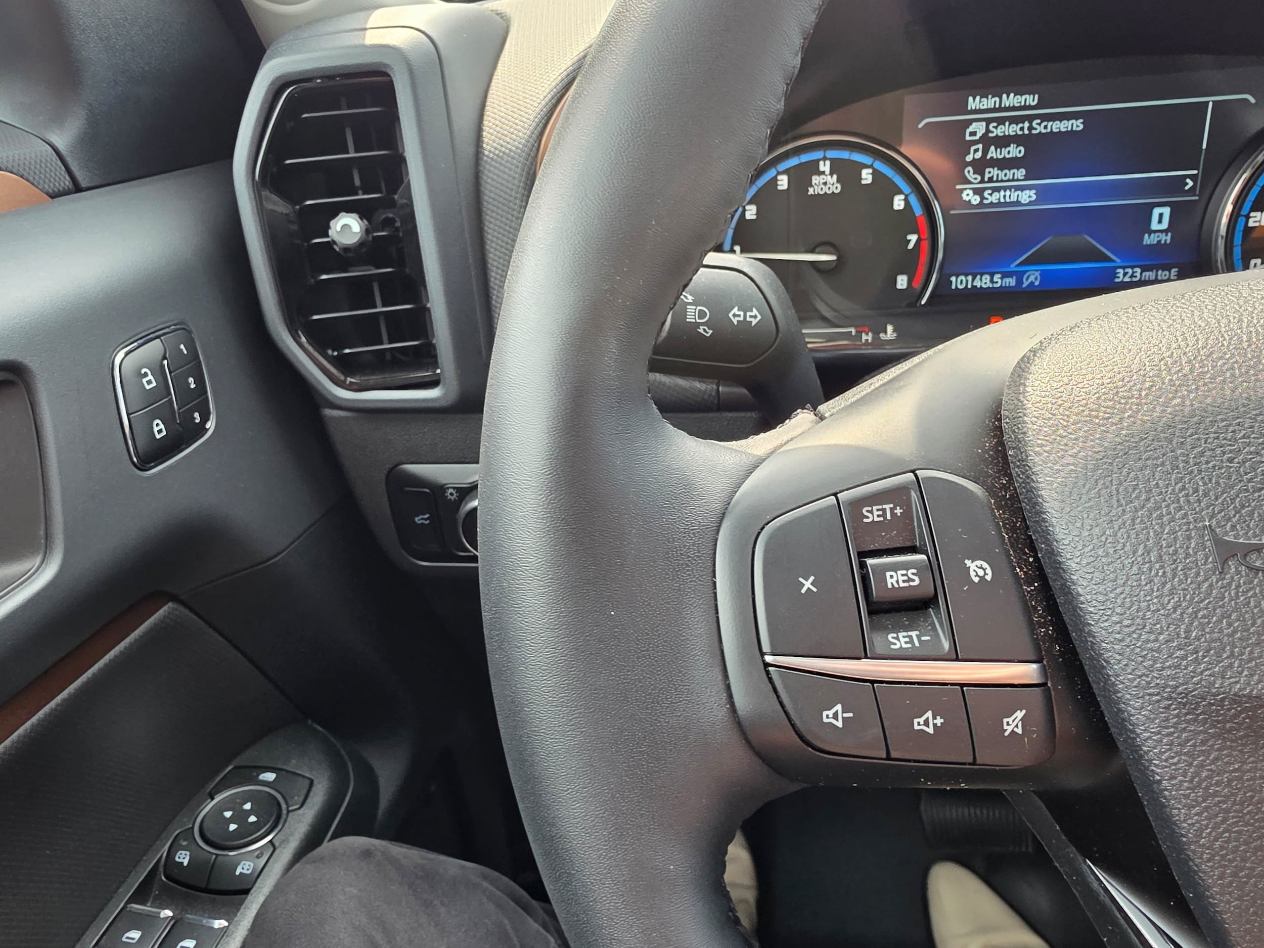 Used 2024 Ford Bronco Sport Outer Banks AWD/4WD image 16