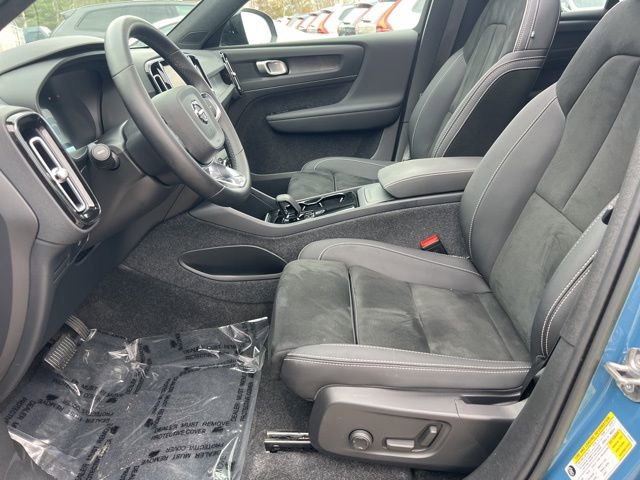 Certified 2023 Volvo XC40 Recharge Plus AWD/4WD image 27