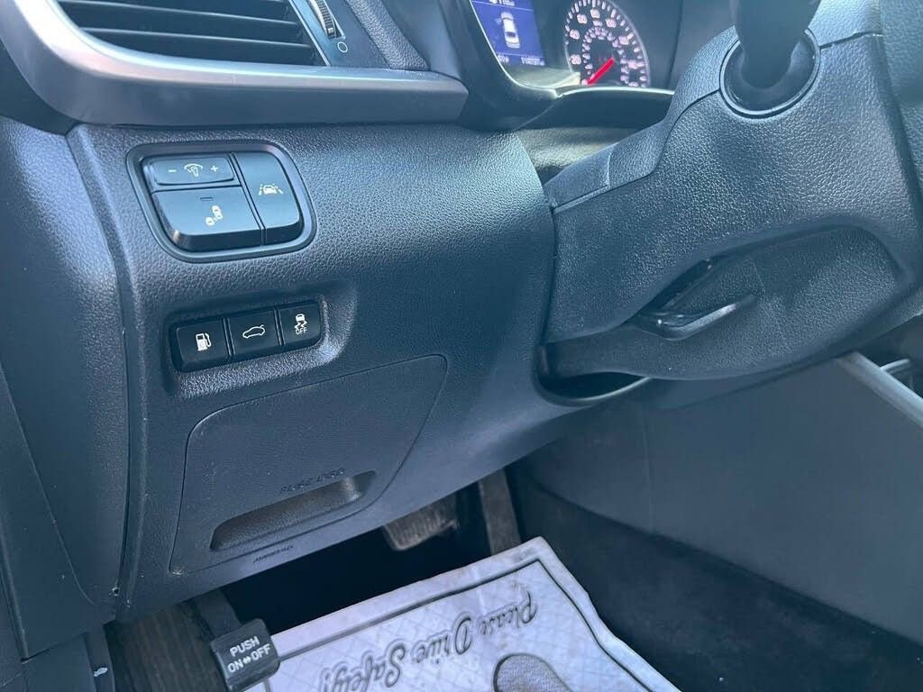 Used 2020 Kia Optima LX image 12