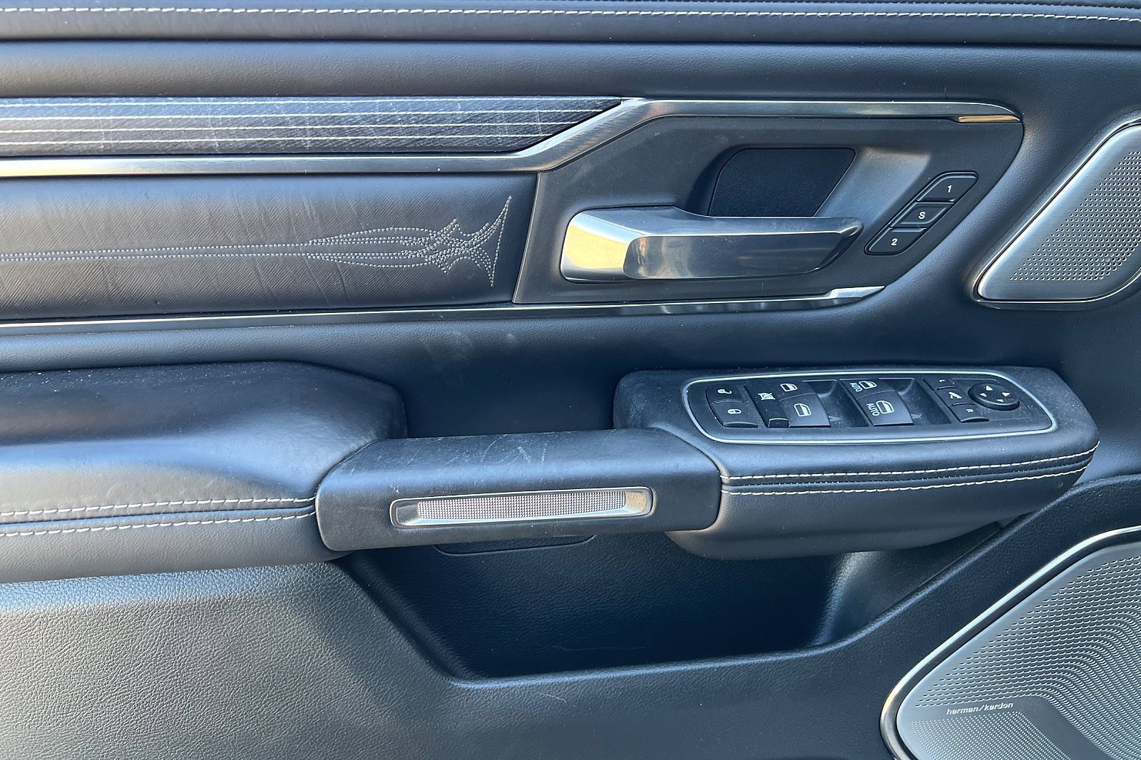 Used 2021 RAM 1500 Limited image 11