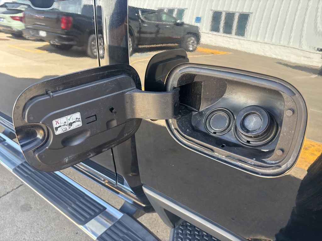 Used 2022 GMC Sierra 2500 SLT AWD/4WD image 13