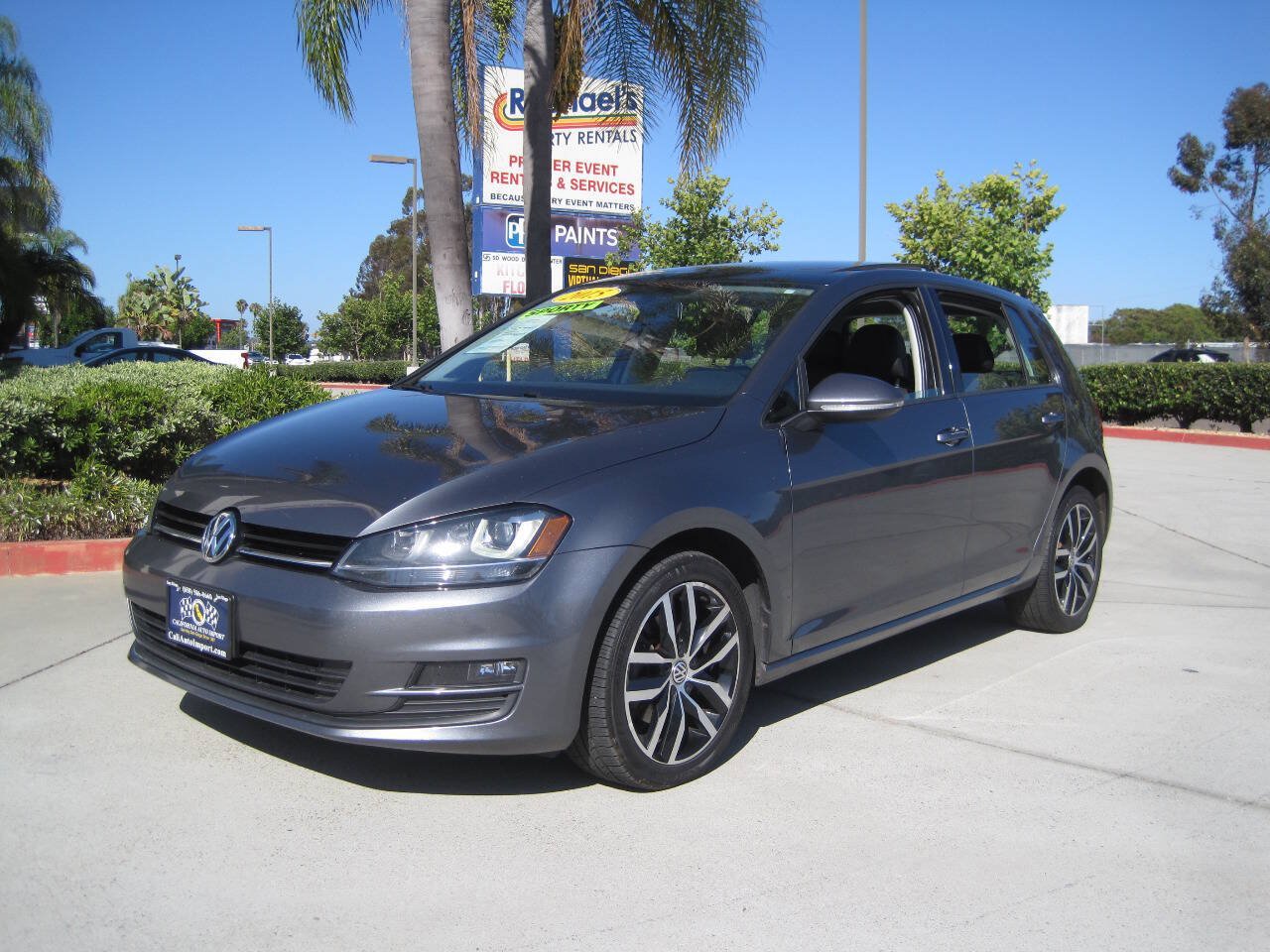 Used 2015 Volkswagen Golf S FWD image 10