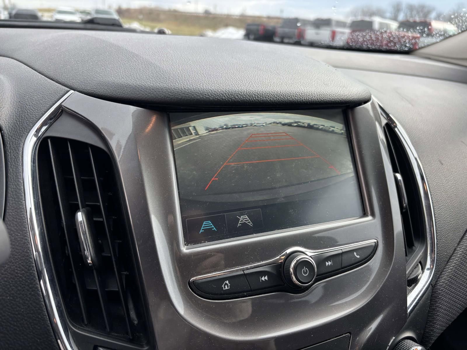 Used 2017 Chevrolet Cruze LT w/ Convenience Package image 22