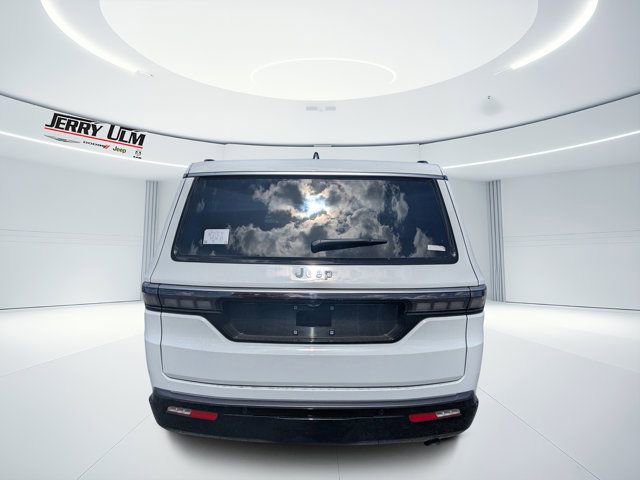 New 2026 Jeep Grand Wagoneer 2WD w/ 8-Passenger Seating Package image 4