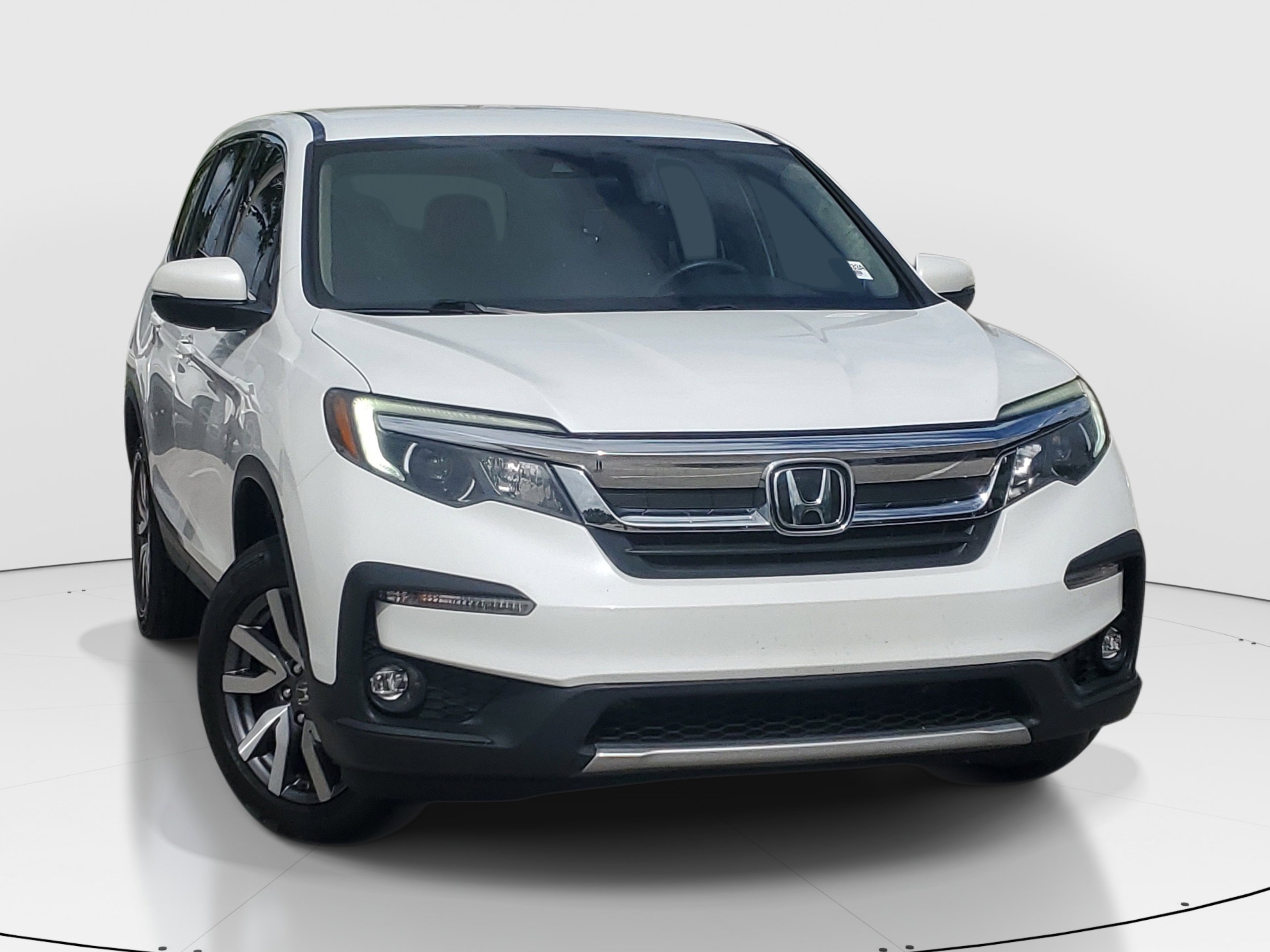 Used 2021 Honda Pilot EX image 2