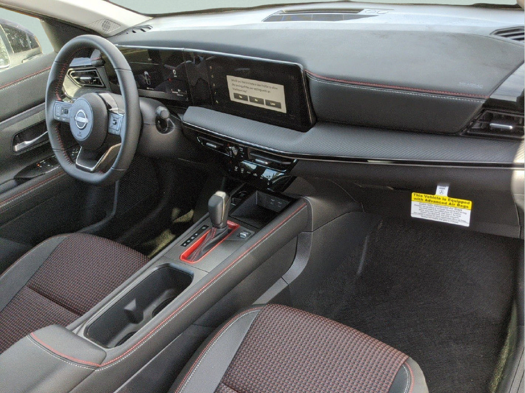 Certified 2025 Nissan Kicks SR AWD/4WD image 15