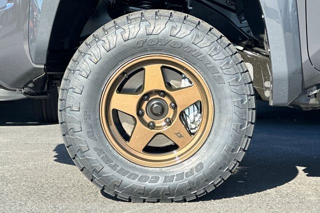 New 2026 Toyota Tacoma TRD Off-Road AWD/4WD image 25