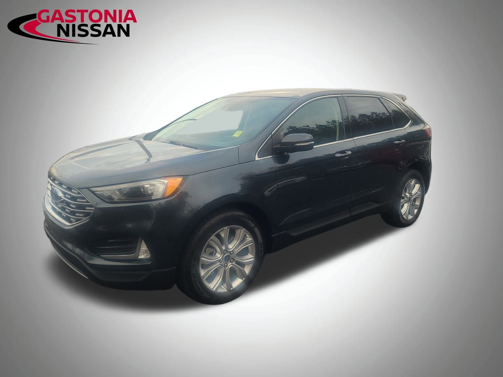 Used 2022 Ford Edge Titanium image 5