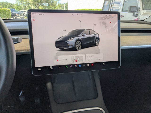 Used 2024 Tesla Model Y Long Range AWD/4WD image 14