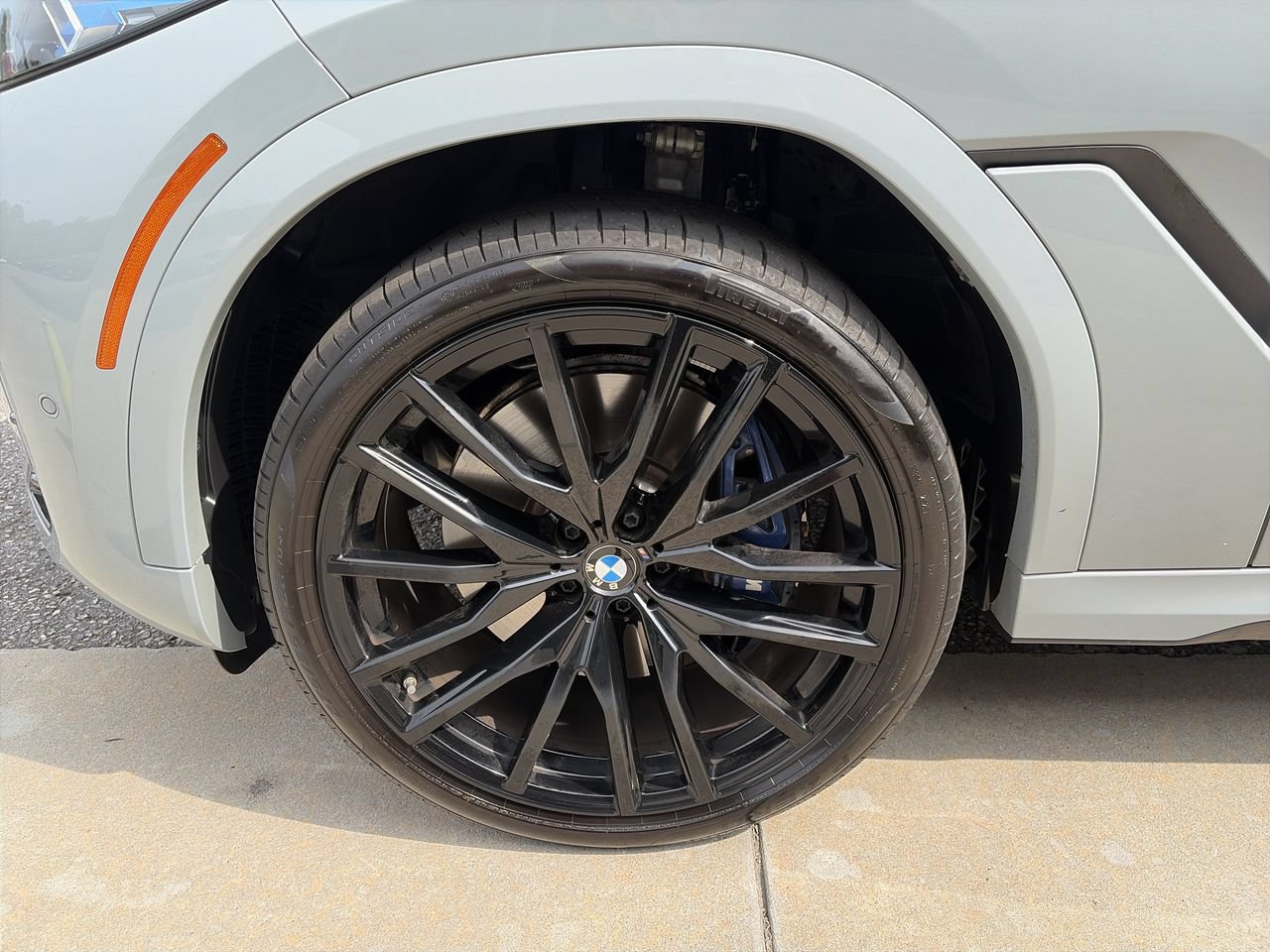 Certified 2026 BMW X6 M60i AWD/4WD image 13