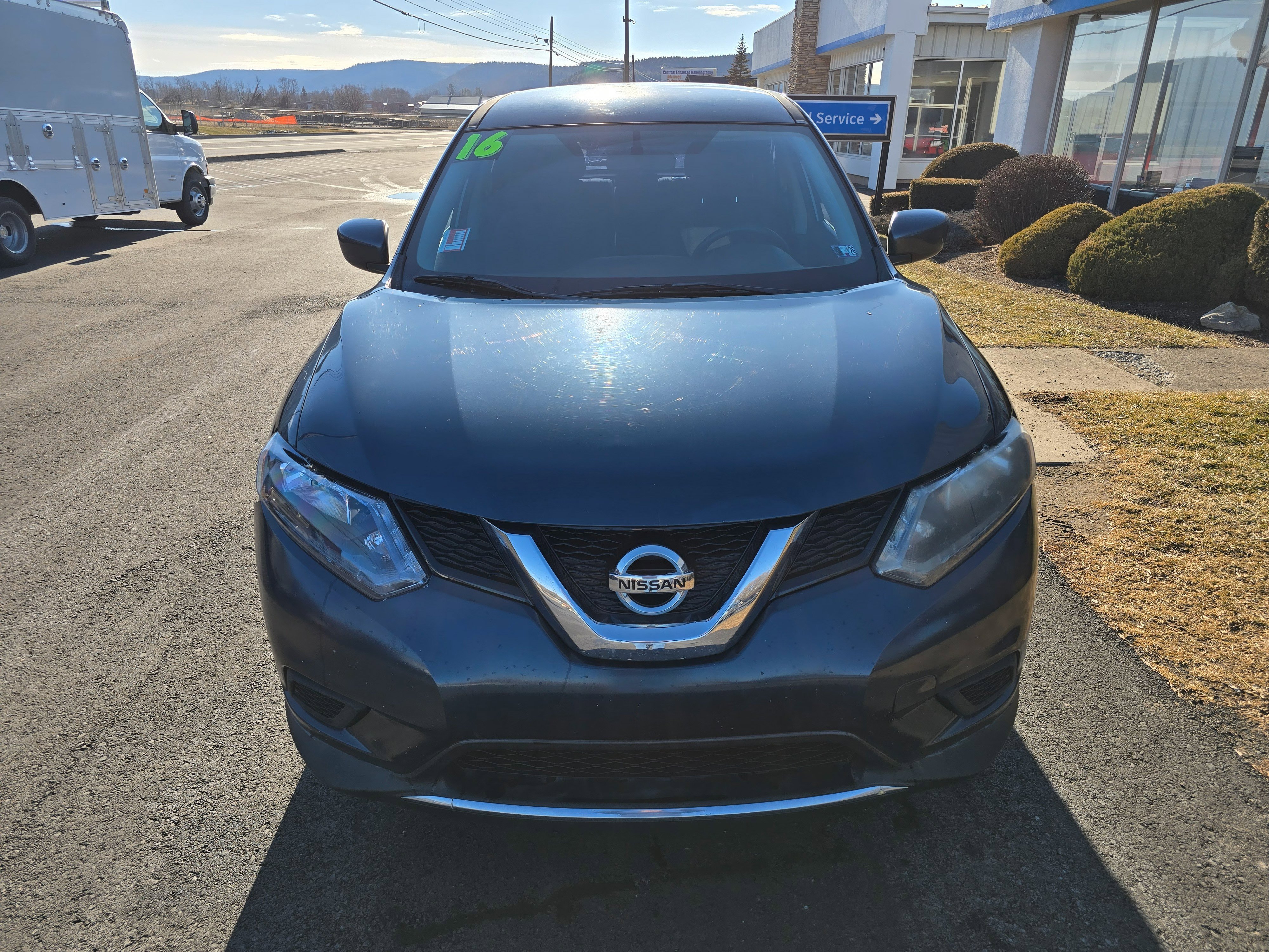 Used 2016 Nissan Rogue S image 8
