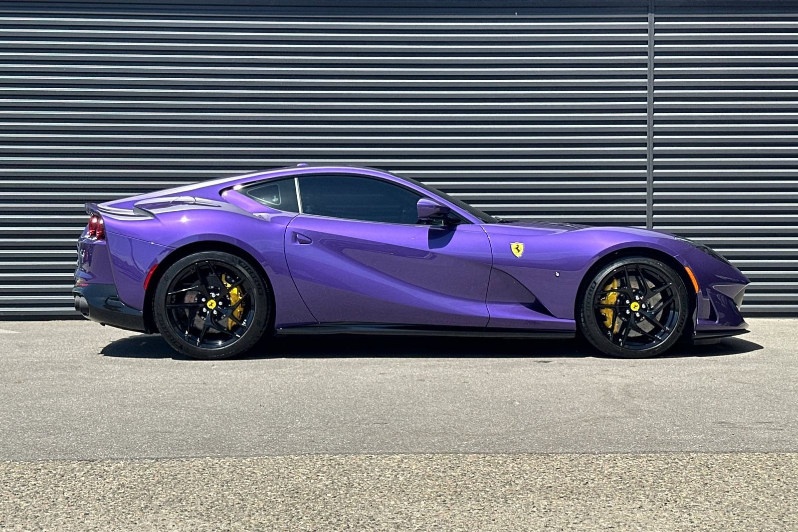 Used 2020 Ferrari 812 Superfast image 9