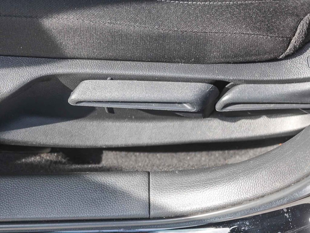 Certified 2023 Honda Civic EX image 22