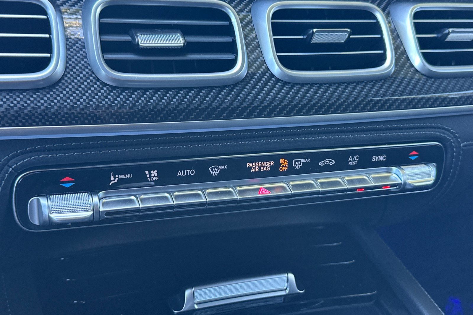 New 2026 Mercedes-Benz GLE 53 AMG 4MATIC Coupe image 21