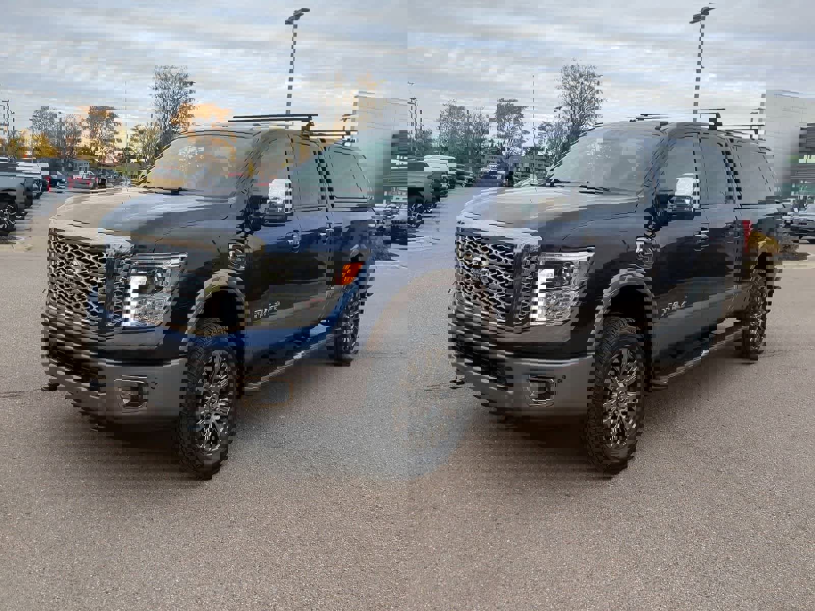 Used 2018 Nissan Titan Platinum Reserve w/ Platinum Utility Package image 4