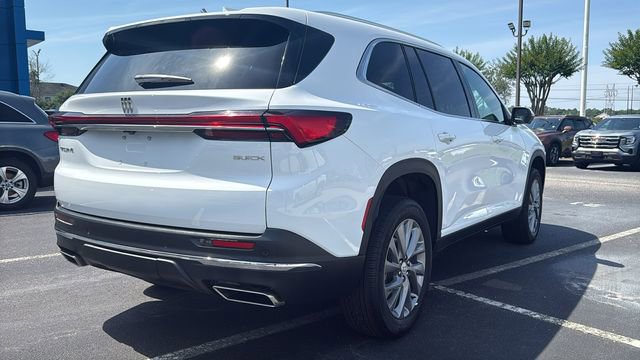 Used 2025 Buick Enclave Preferred FWD image 7