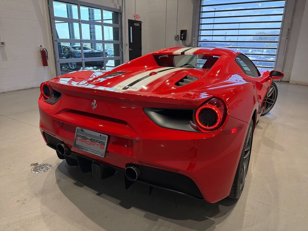 Used 2018 Ferrari 488 Spider RWD image 17