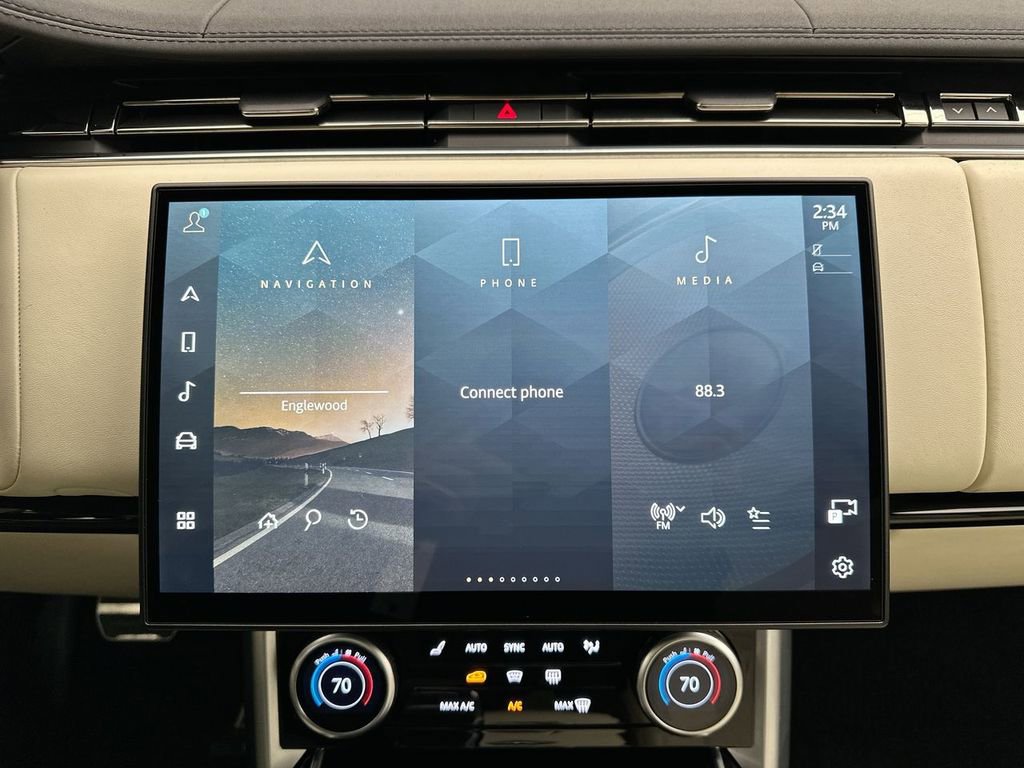 Certified 2023 Land Rover Range Rover SE image 22