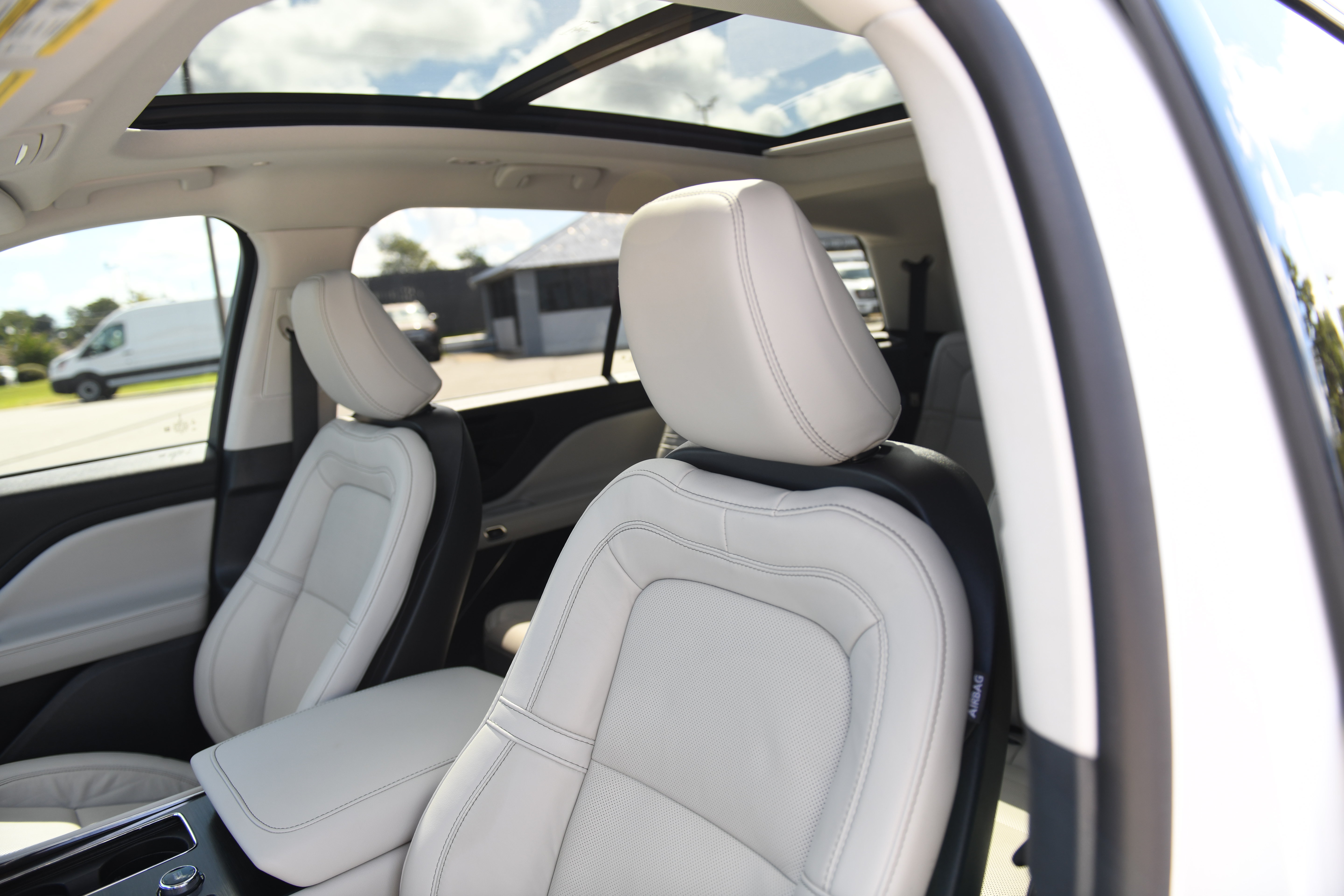 Used 2025 Lincoln Aviator Reserve w/ Jet Appearance Package RWD image 20