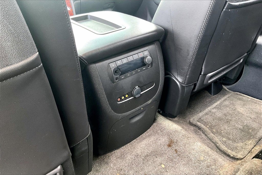 Used 2010 Chevrolet Tahoe LTZ image 25