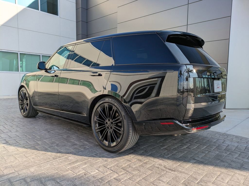 New 2026 Land Rover Range Rover Long Wheelbase SE image 6