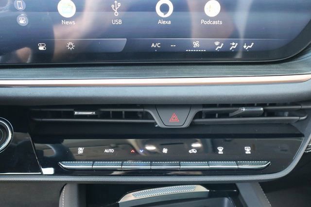 New 2025 Buick Envision Sport Touring AWD/4WD image 23