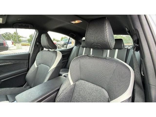Used 2025 Toyota Camry SE FWD image 21