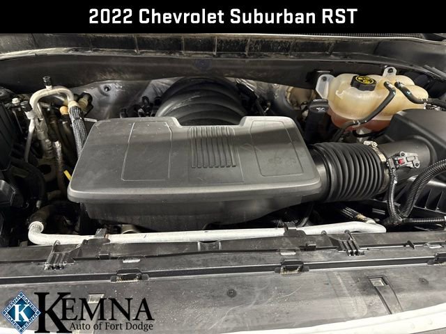 Used 2022 Chevrolet Suburban RST w/ Luxury Package image 26