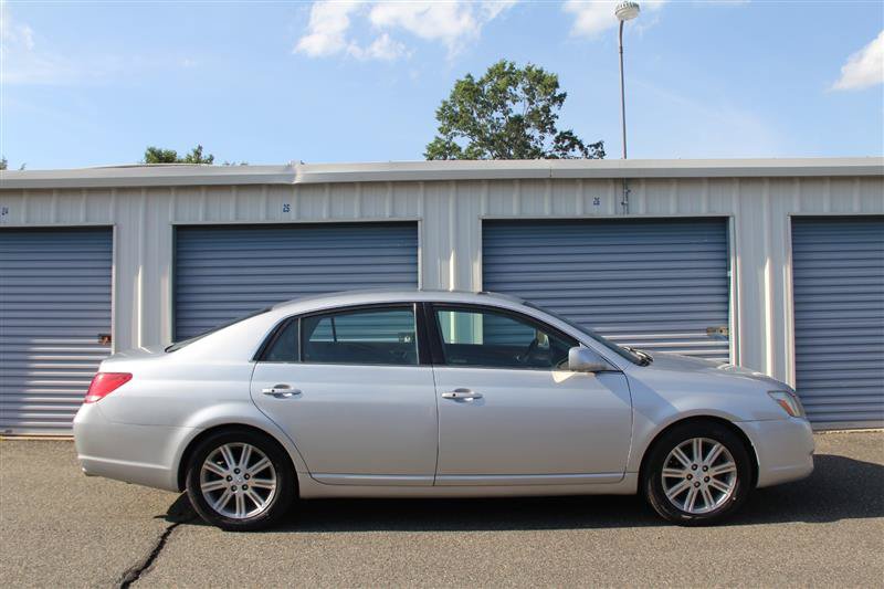 Used 2006 Toyota Avalon Limited FWD image 9