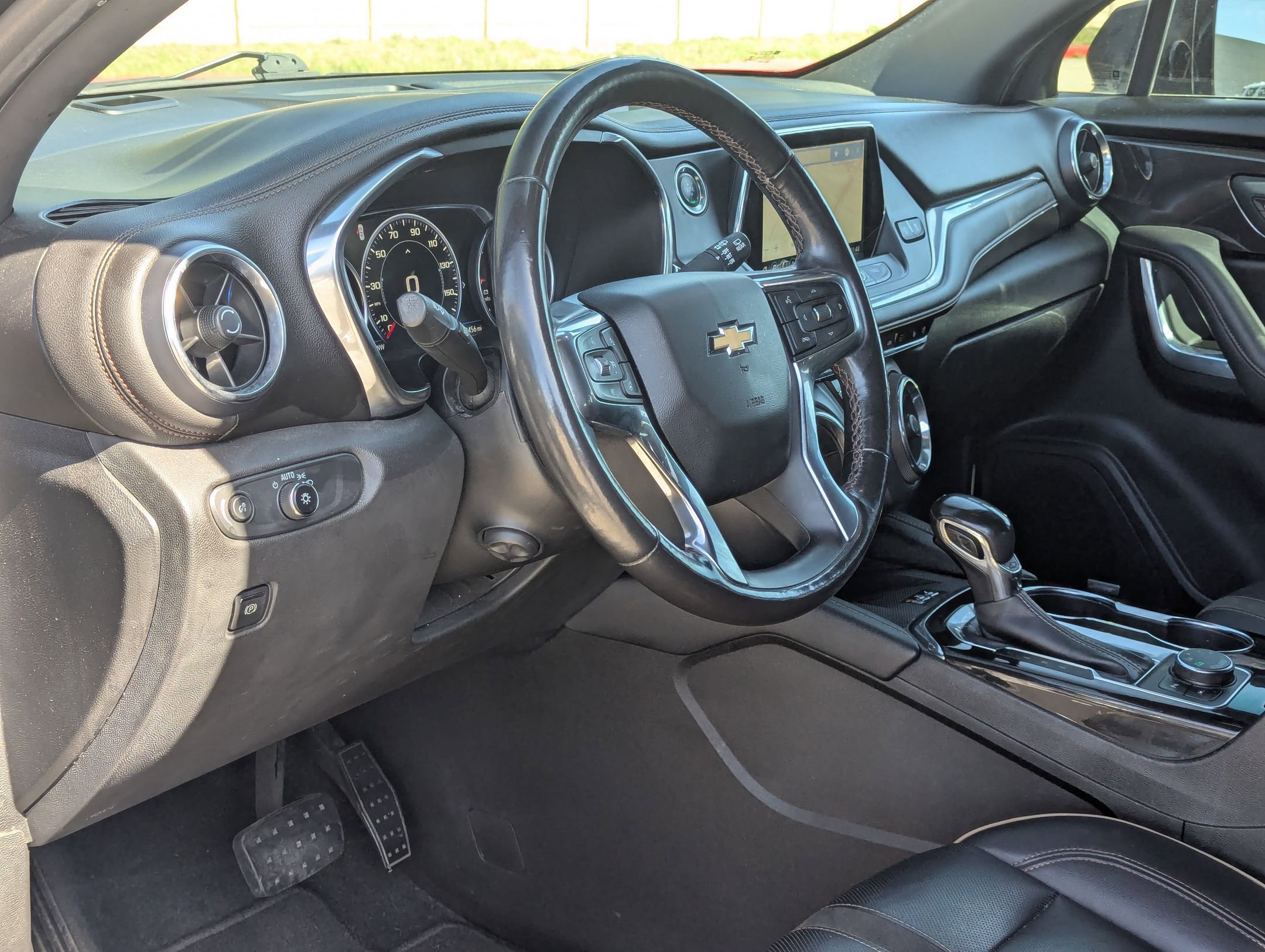 Used 2019 Chevrolet Blazer Premier w/ Driver Confidence II Package image 12