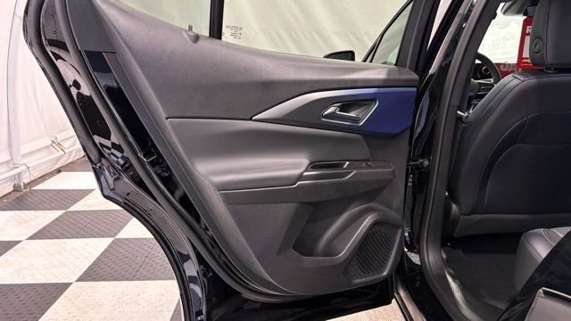 New 2026 Chevrolet Equinox EV LT AWD/4WD image 17
