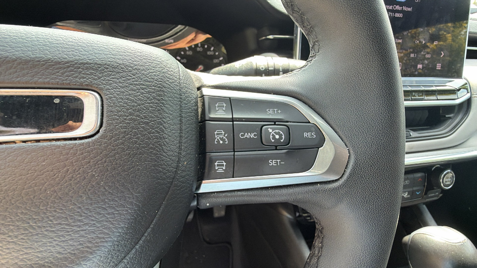 Used 2024 Jeep Compass Limited AWD/4WD image 27