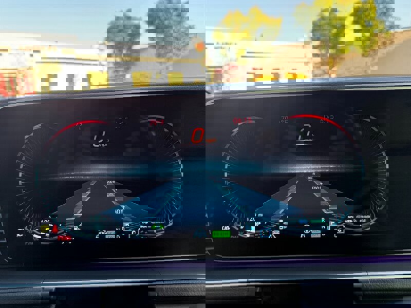 Used 2021 Mercedes-Benz GLS 580 4MATIC image 42