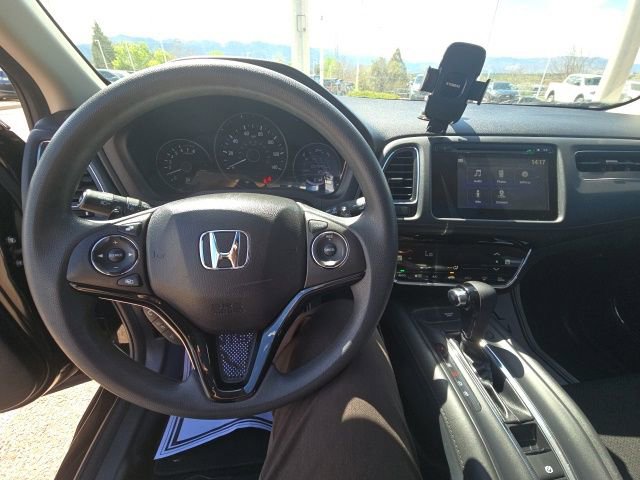 Used 2018 Honda HR-V EX image 5