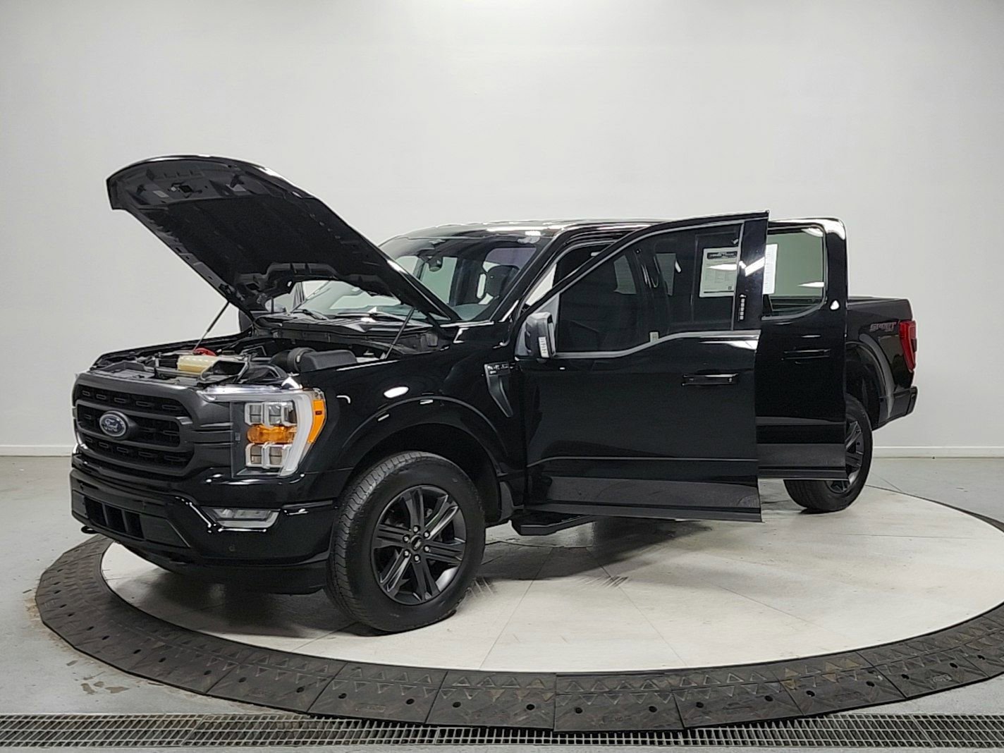 Used 2023 Ford F150 XLT w/ Equipment Group 302A High AWD/4WD image 11