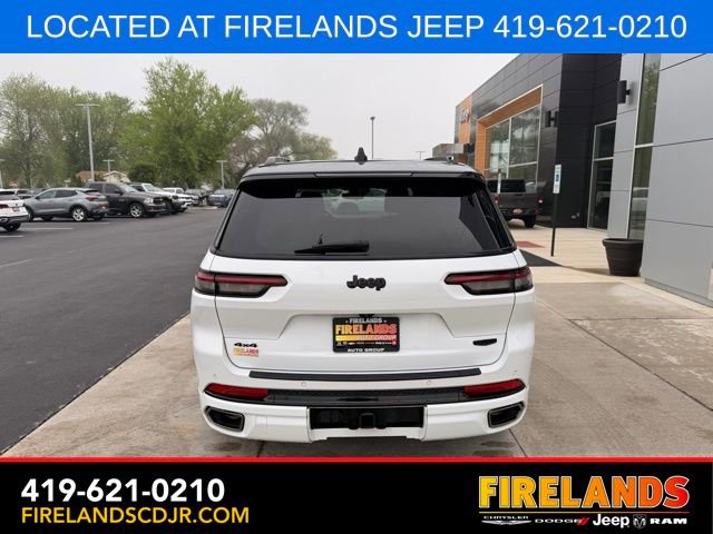 Used 2024 Jeep Grand Cherokee L Summit w/ High Altitude Package AWD/4WD image 8