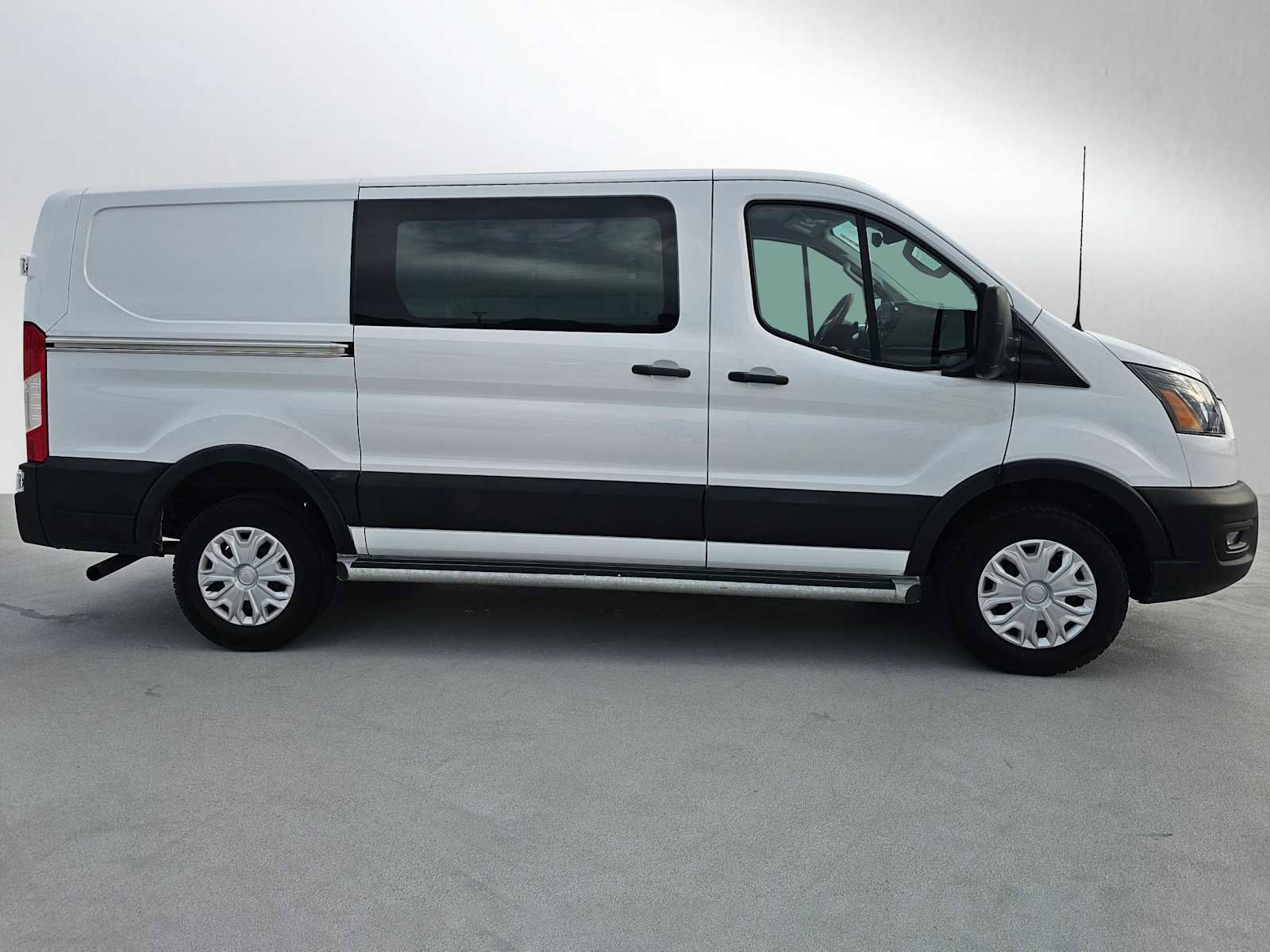 Used 2024 Ford Transit 250 Low Roof w/ Exterior Upgrade Package image 2