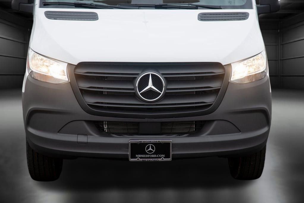 Used 2025 Mercedes-Benz Sprinter 2500 image 12