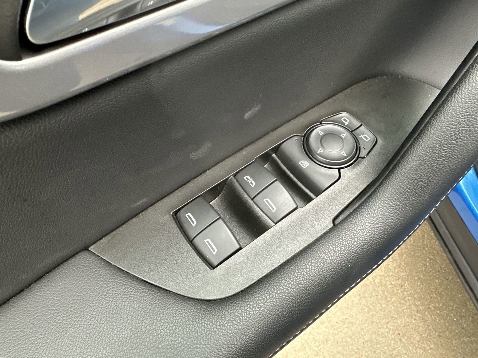 Used 2024 Chevrolet Blazer LT w/ Convenience Package FWD image 22
