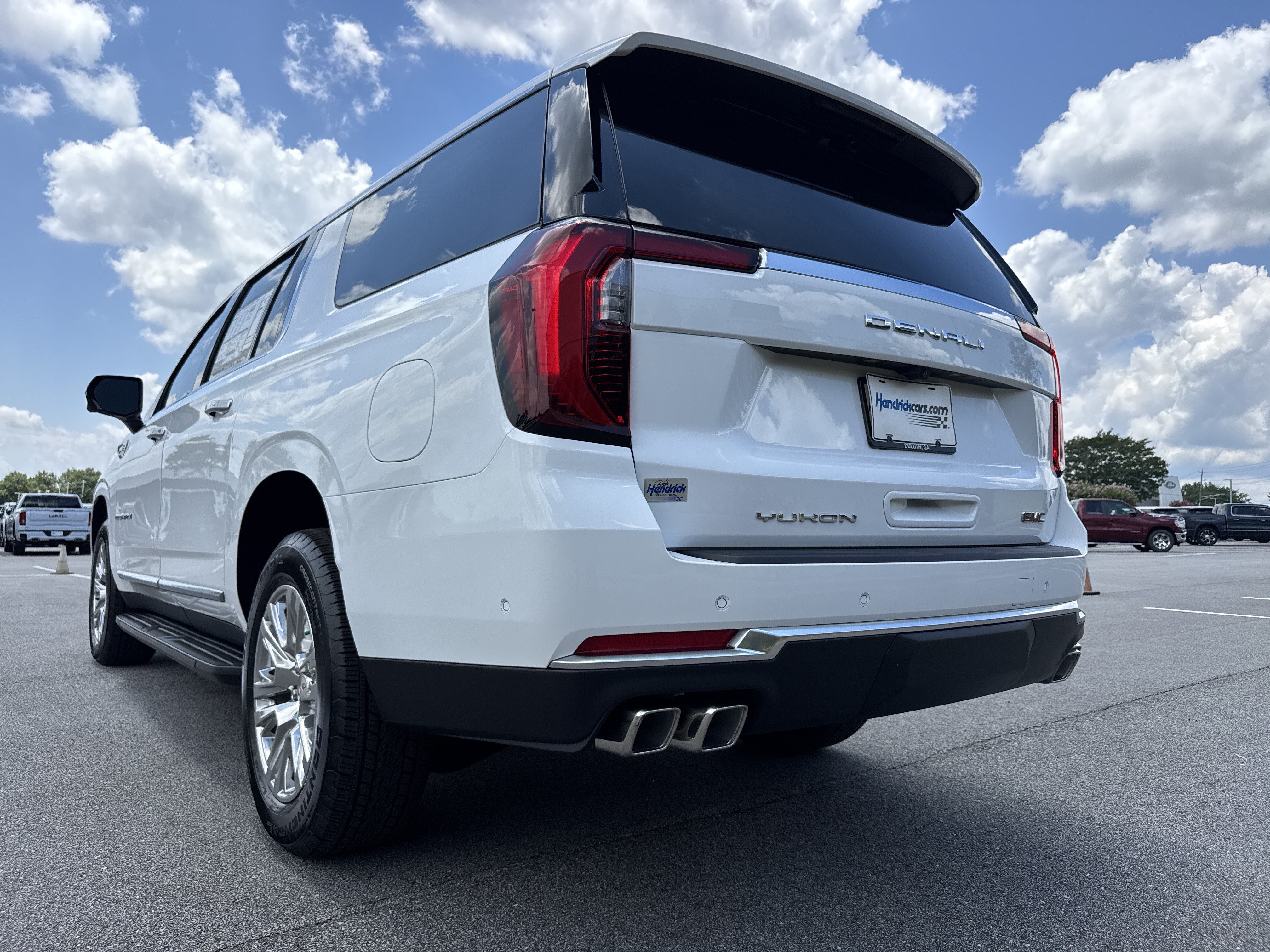 New 2026 GMC Yukon XL Denali AWD/4WD image 8