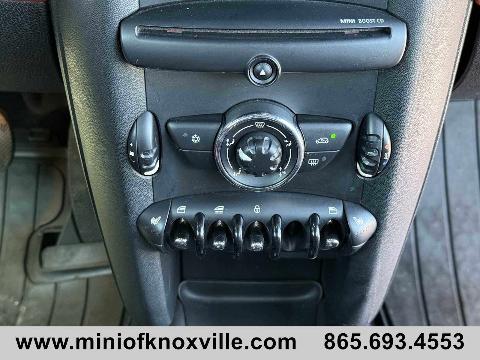 Used 2012 MINI Cooper Convertible image 19