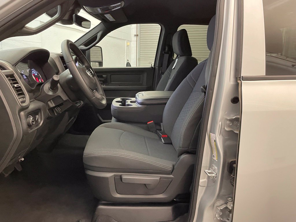 New 2026 RAM 2500 Tradesman AWD/4WD image 17