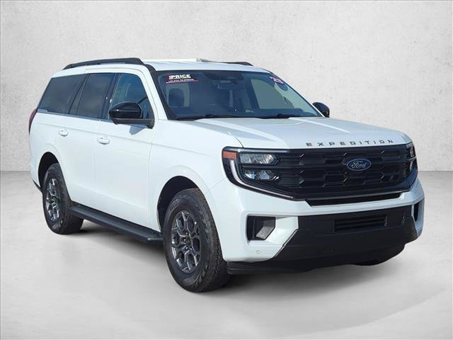 Used 2025 Ford Expedition Active RWD video 3