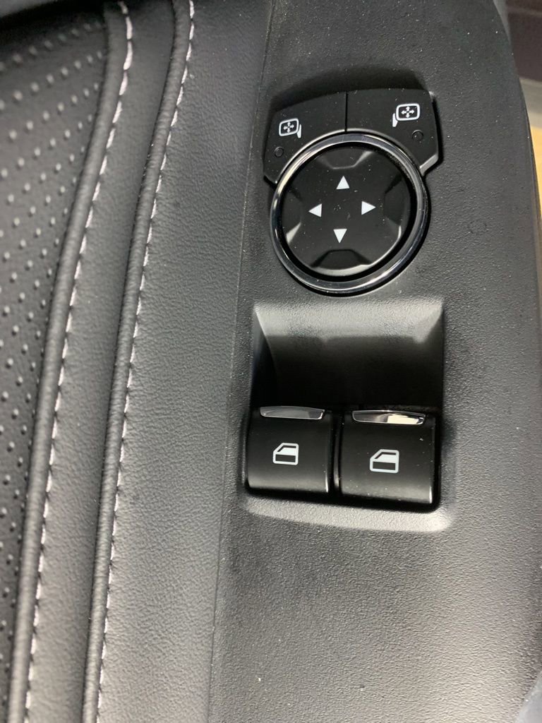 Used 2024 Ford Mustang GT Premium image 17