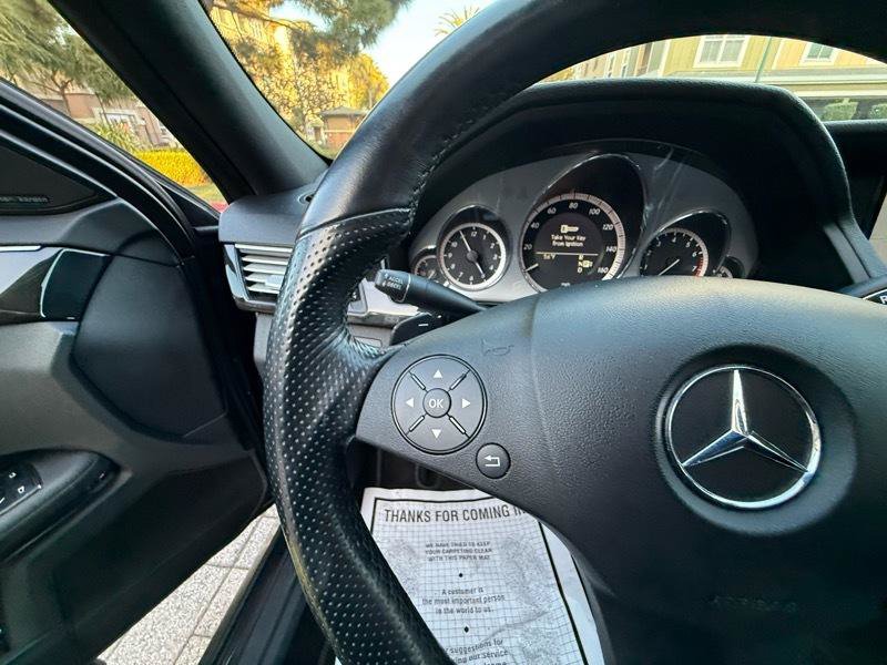 Used 2010 Mercedes-Benz E 550 Sedan image 59