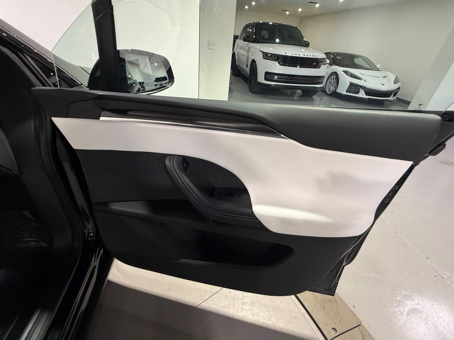 Used 2022 Tesla Model X Plaid image 52