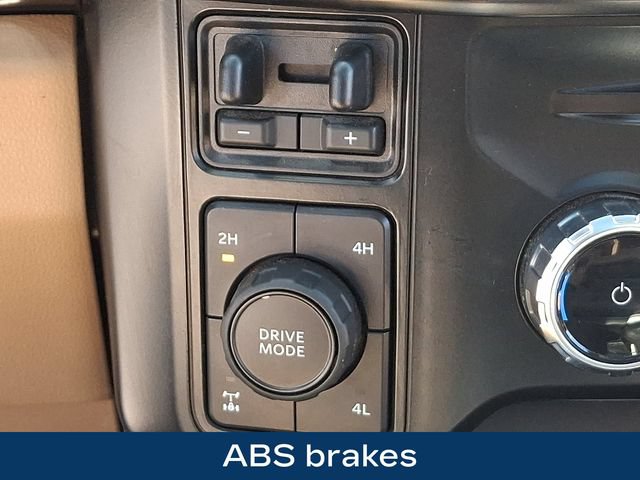 Used 2023 Ford F250 Lariat w/ Lariat Ultimate Package AWD/4WD image 18